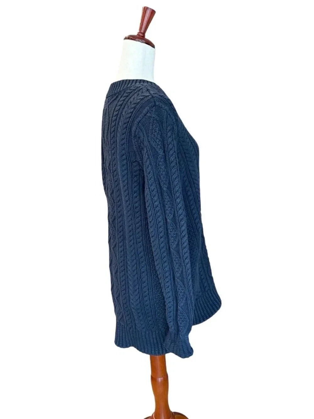 L.L. Bean Signature Women's Cableknit, Fisherman Sweater Navy Blue Med